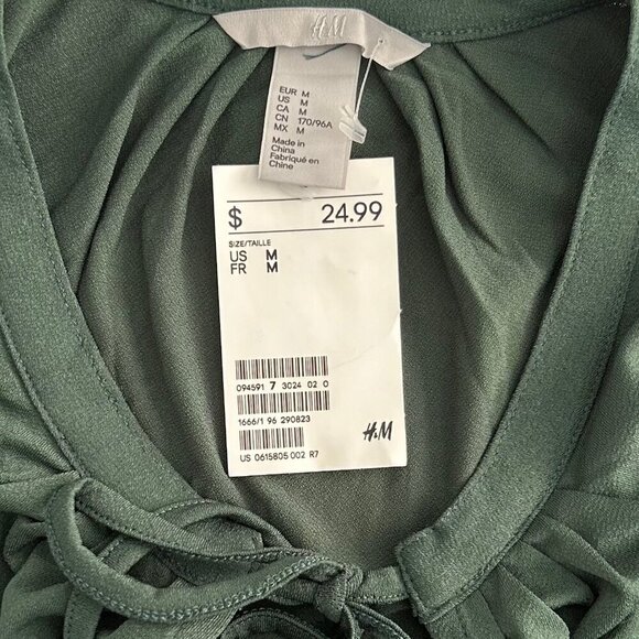 H&M Women's Top Scoop Neck Sleeveless Blouses Green Size M - Picture 3 of 4